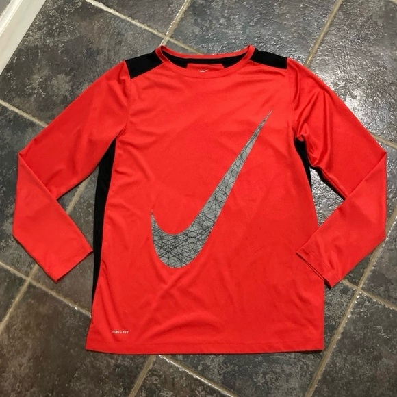Nike Big Kids Legacy GFX Long Sleeve Dri-Fit Top Youth Size XL - Picture 1 of 8